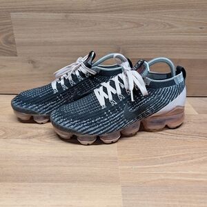 Nike VaporMax FlyKnit 3 Women's Size 8.5 Shoes Black & Pink CU4748-001